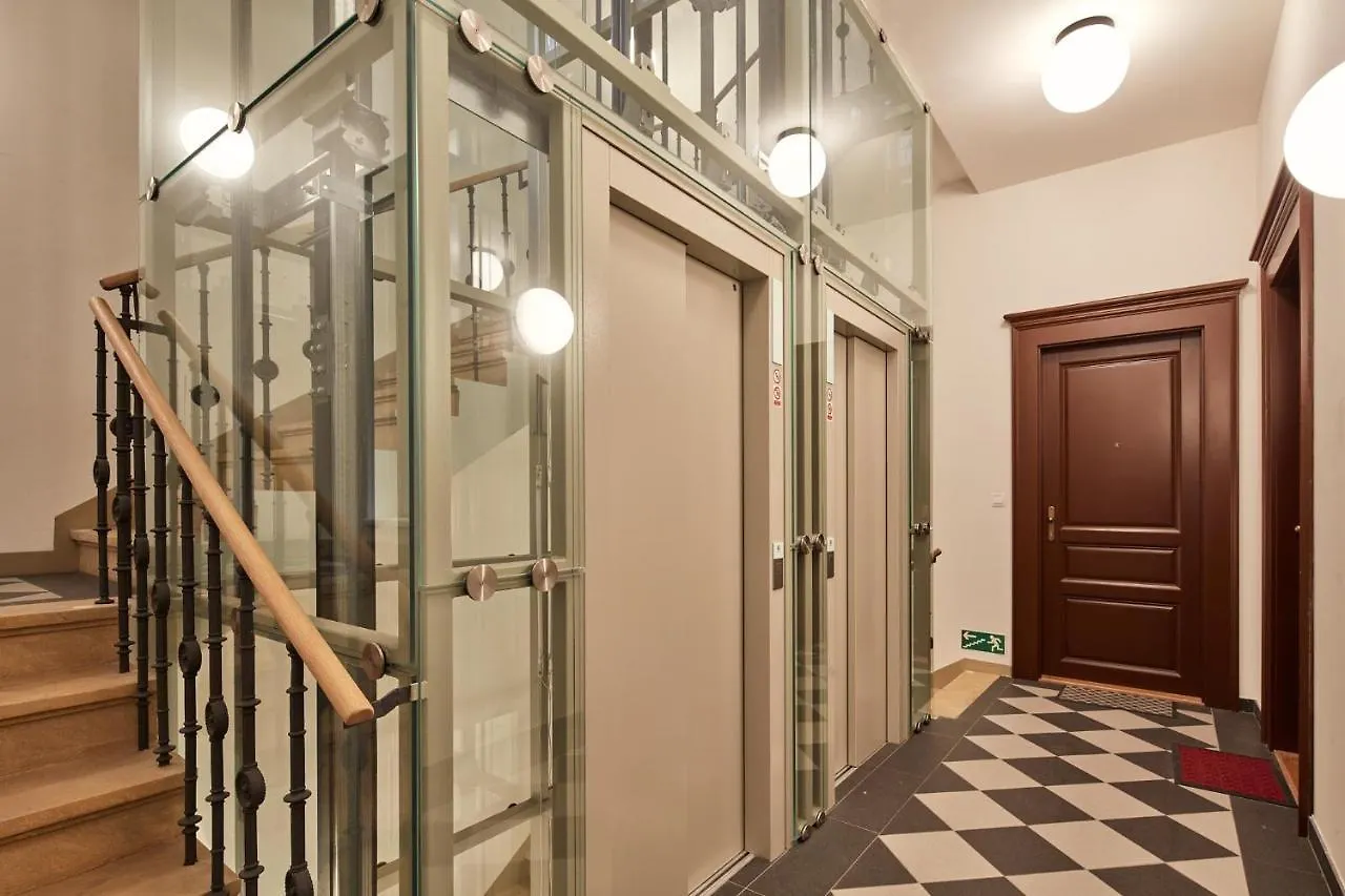 Prague Days - Stylish Apartment - Workspace